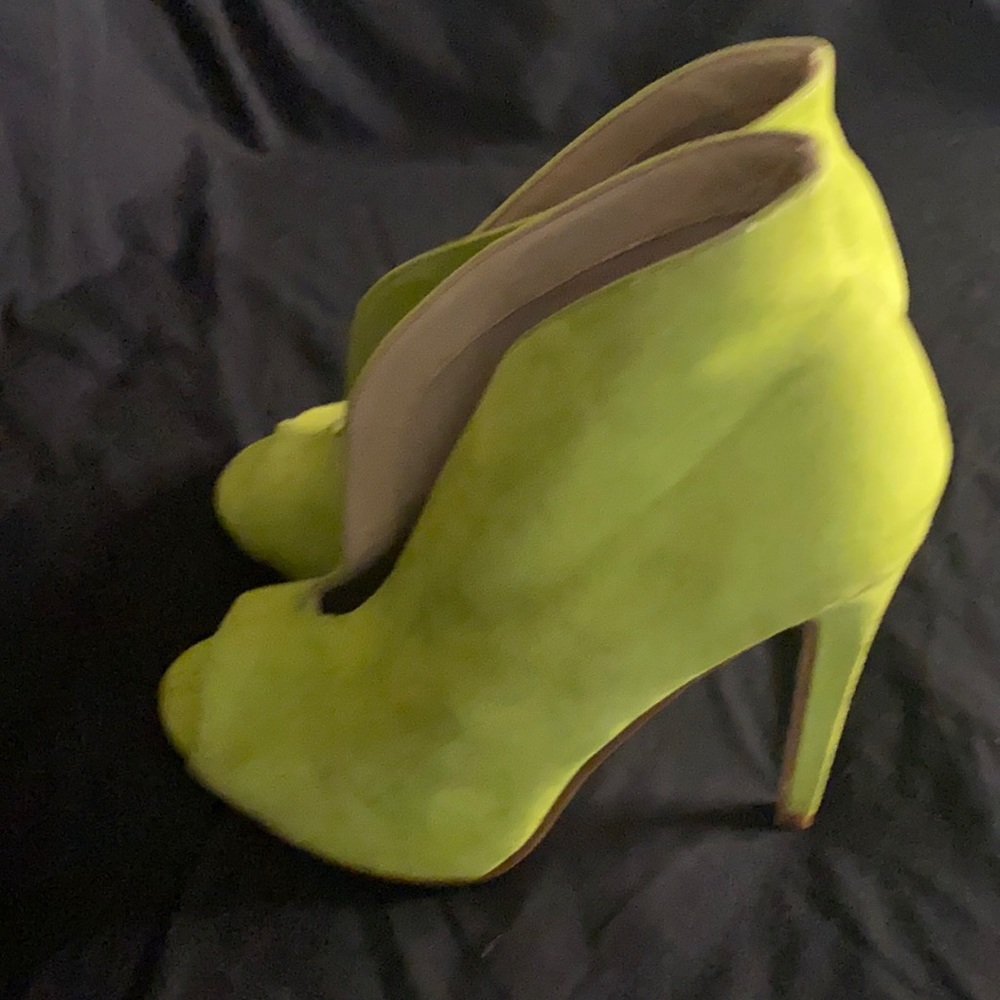 Bright peep toe heels